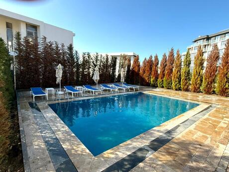 10 otaqlı həyət evi/bağ evi - Sea Breeze q. - 600 m²