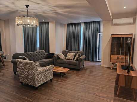 Elan №5745702 - Bakı, 28 May m., 4 otaqlı, 200 m², 8/17 mərtəbə