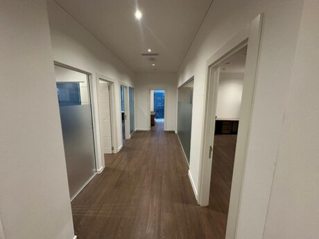 4-комн. офис - м. Нариман Нариманов - 140 м²