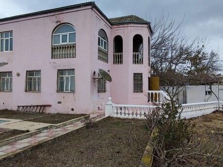 5 otaqlı həyət evi, 190 m², Zirə: 109 000 ₼ 2