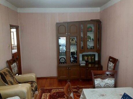 Объявление №5746602 - Баку, м. Халглар Достлугу, 3-комн., 80 м², 9/9 этаж