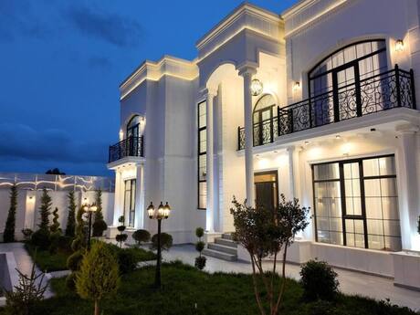 7 otaqlı həyət evi/bağ evi - Buzovna q. - 500 m²