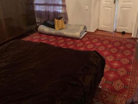6 otaqlı həyət evi/bağ evi - Buzovna q. - 200 m²