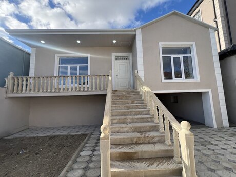 4 otaqlı həyət evi/bağ evi - Biləcəri q. - 105 m²