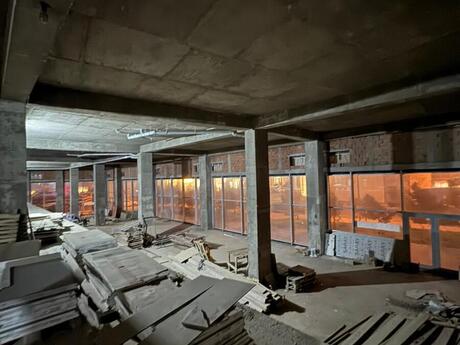 Obyekt - Ağ şəhər q. - 580 m²
