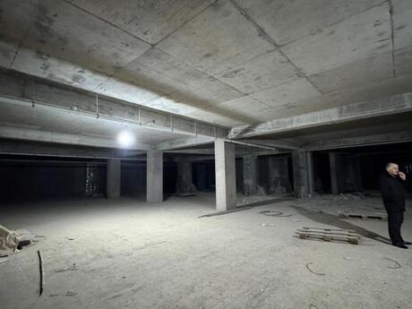 Obyekt - Ağ şəhər q. - 560 m²