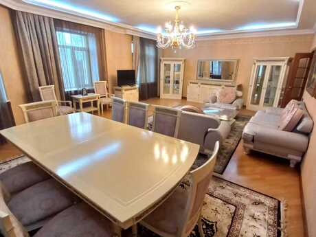 3 otaqlı köhnə tikili - Sahil m. - 140 m²