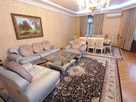 3 otaqlı köhnə tikili - Sahil m. - 140 m²