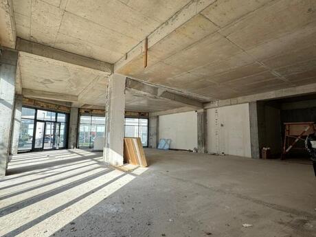 Obyekt - Ağ şəhər q. - 985 m²
