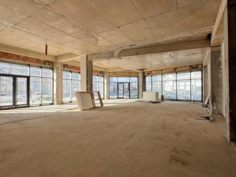 Obyekt - Ağ şəhər q. - 985 m²