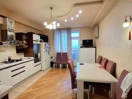 5 otaqlı yeni tikili - Elmlər Akademiyası m. - 300 m²