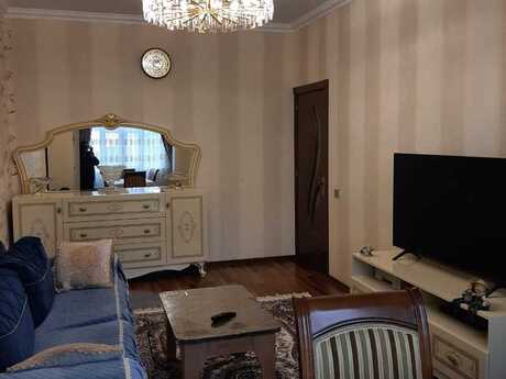 3 otaqlı köhnə tikili - Nəsimi m. - 90 m²