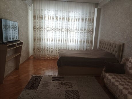 1 otaqlı yeni tikili - Azadlıq Prospekti m. - 44 m²