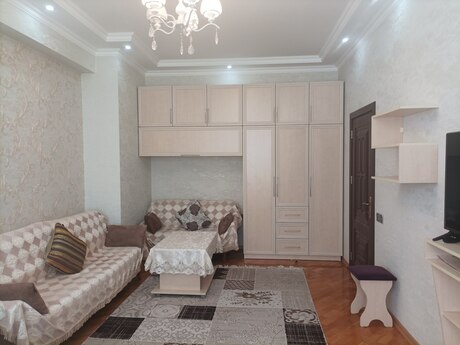 1 otaqlı yeni tikili - Azadlıq Prospekti m. - 44 m²