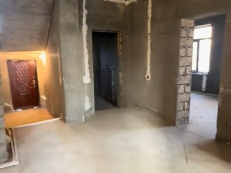 6 otaqlı həyət evi/bağ evi - Buzovna q. - 360 m²