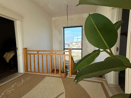 5 otaqlı həyət evi/bağ evi - Buzovna q. - 220 m²