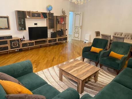 Elan №5748706 - Bakı, Memar Əcəmi m., 3 otaqlı, 135 m², 5/16 mərtəbə