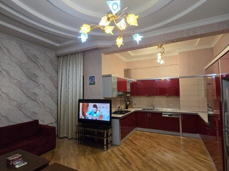 2 otaqlı yeni tikili - Nizami m. - 75 m²