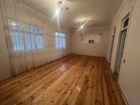 4 otaqlı həyət evi/bağ evi - Zığ q. - 120 m²