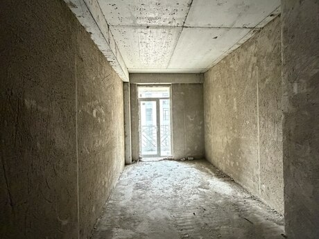 4-комн. новостройка - Насиминский р. - 192 м²
