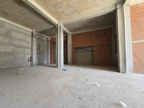 Obyekt - Şah İsmayıl Xətai m. - 301 m²
