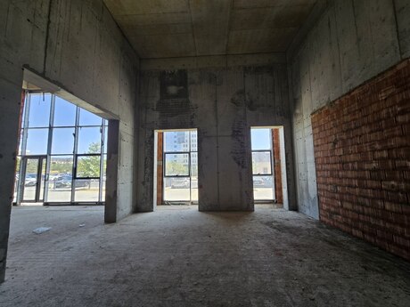 Obyekt - Şah İsmayıl Xətai m. - 93 m²