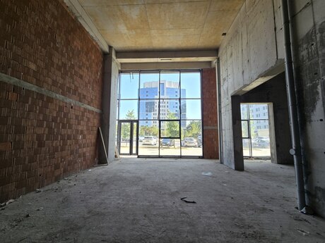 Obyekt - Şah İsmayıl Xətai m. - 208 m²