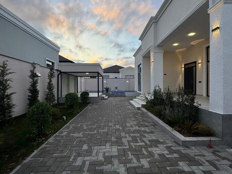 4 otaqlı həyət evi/bağ evi - Mərdəkan q. - 210 m²