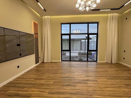 4 otaqlı həyət evi/bağ evi - Mərdəkan q. - 240 m²