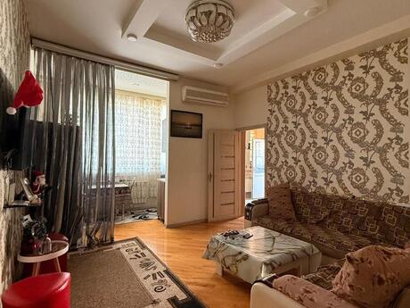 2 otaqlı yeni tikili - 8-ci mikrorayon q. - 62 m²