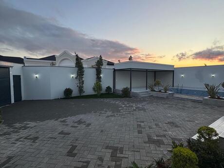4 otaqlı həyət evi/bağ evi - Mərdəkan q. - 240 m²