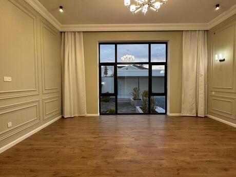 4 otaqlı həyət evi/bağ evi - Mərdəkan q. - 240 m²