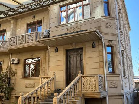 Объявление №5750132 - Баку, м. Азадлыг проспекти, 7-комн., 600 м²