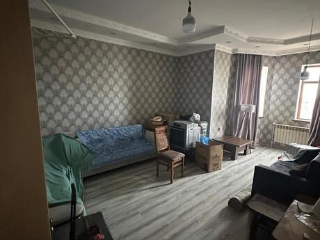 5 otaqlı həyət evi/bağ evi - Badamdar q. - 200 m²
