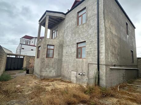 5 otaqlı həyət evi/bağ evi - Badamdar q. - 200 m²