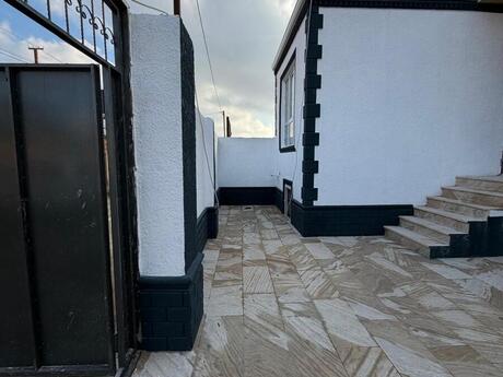 4 otaqlı həyət evi/bağ evi - Binə q. - 80 m²