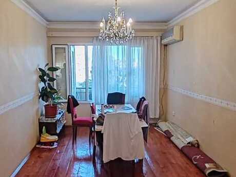 5 otaqlı köhnə tikili - Neftçilər m. - 120 m²