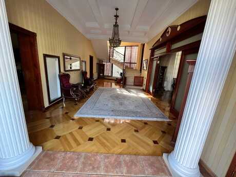 8 otaqlı həyət evi, 550 m², Azadlıq Prospekti: 1 000 000 ₼ 5