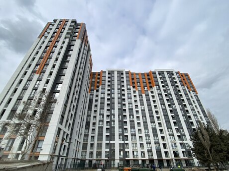 Elan №5751006 - Bakı, İnşaatçılar m., 2 otaqlı, 56 m², 10/18 mərtəbə