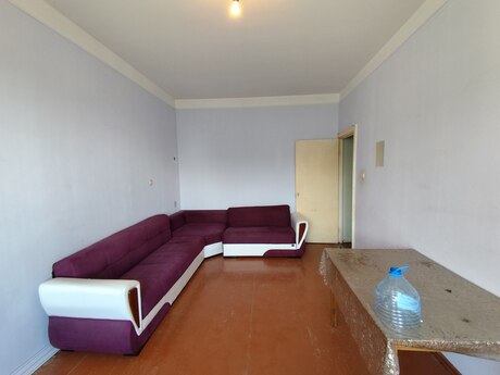 4 otaqlı köhnə tikili - Həzi Aslanov m. - 110 m²
