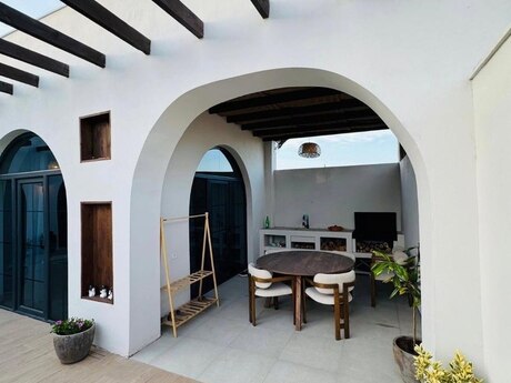 4 otaqlı həyət evi/bağ evi - Dübəndi q. - 200 m²