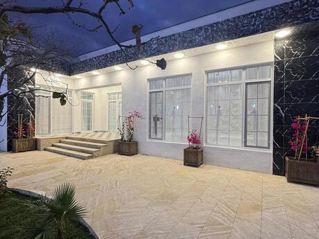 5 otaqlı həyət evi/bağ evi - Şüvəlan q. - 220 m²