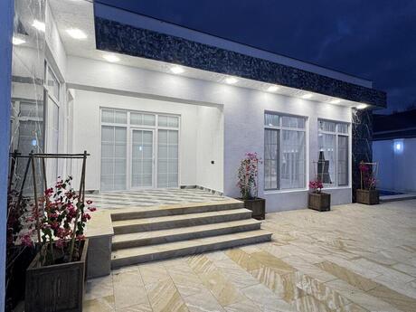 5 otaqlı həyət evi/bağ evi - Şüvəlan q. - 220 m²