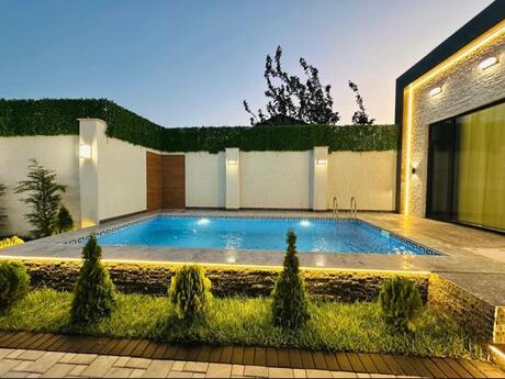 5 otaqlı həyət evi/bağ evi - Buzovna q. - 280 m²