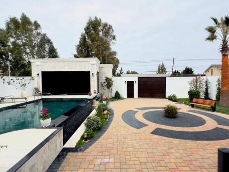 5 otaqlı həyət evi/bağ evi - Buzovna q. - 340 m²