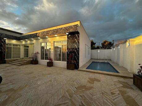5 otaqlı həyət evi/bağ evi - Şüvəlan q. - 220 m²
