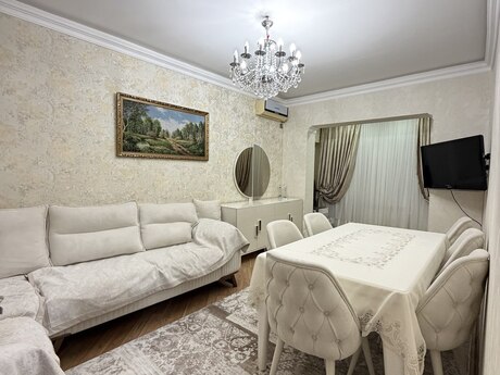 Elan №5751638 - Bakı, Bakıxanov q., 4 otaqlı, 100 m², 7/9 mərtəbə