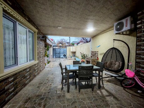 4 otaqlı həyət evi/bağ evi - Biləcəri q. - 100 m²