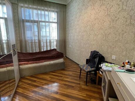3-комн. новостройка - Насиминский  р. - 125 м²