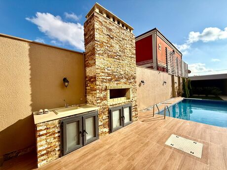 5 otaqlı həyət evi/bağ evi - Mərdəkan q. - 250 m²